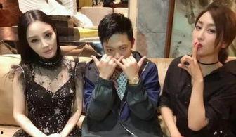 娱乐圈吃瓜大赏,揭秘明星幕后故事，吃瓜群众狂欢盛宴