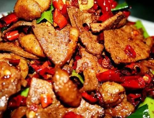 娱乐吃瓜酱鸡抢食小说,鸡飞狗跳的娱乐江湖